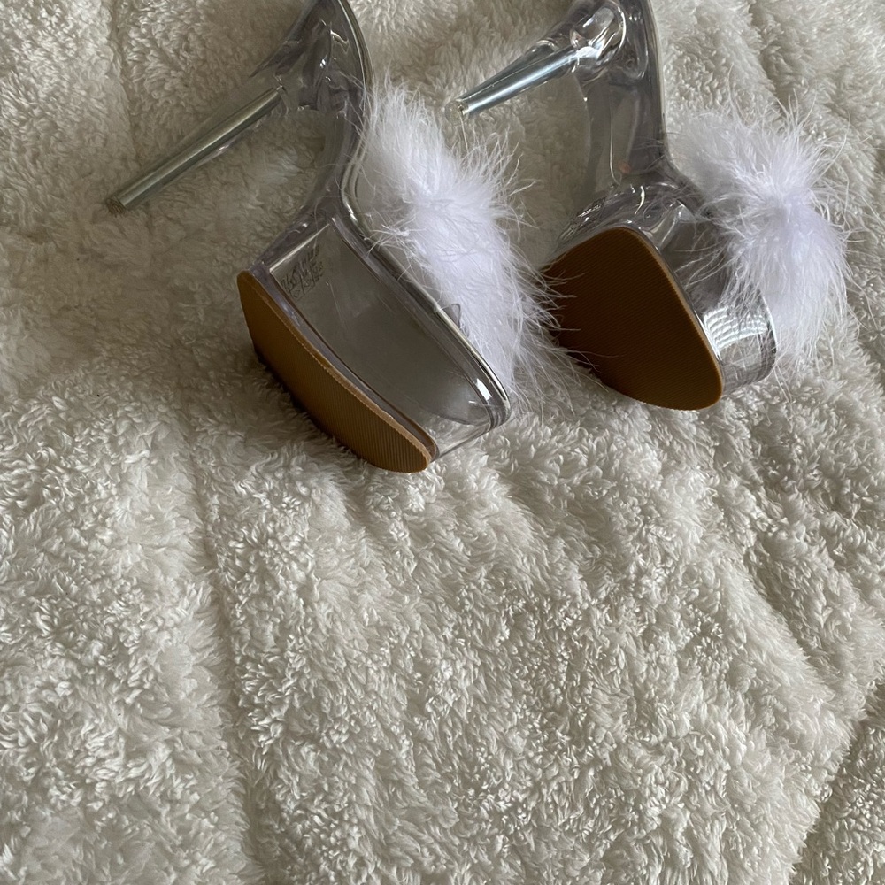 So Me Angel with My Boo Platform Feather Heels White  ‼️BRAND NEW‼️ NEVER WORN‼️